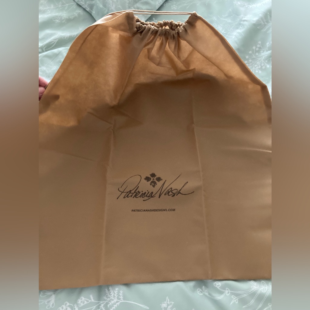 Patricia Nash Large Dustbag Euc